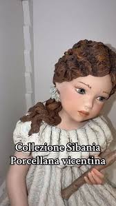 Porcellana vicentina Sibania. Arte che emoziona., Sguardi delicati,  dettagli sartoriali, anima senza tempo., Ogni statua è un piccolo  capolavoro di eleganza e tradizione., 💎 Autentiche, 🎨 Raffinate, ✨ ...