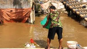 Uap panas yang dihasilkan oleh proses pembakaran ini lalu dimanfaatkan sebagai pembangkit listrik. Warga Loa Pari Kukar Buang Sampah Di Sungai Tribun Kaltim