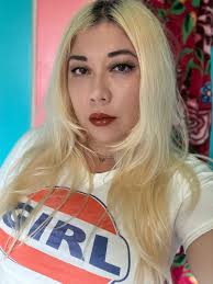 How to Maintain Blonde Hair and the 22 Best Products