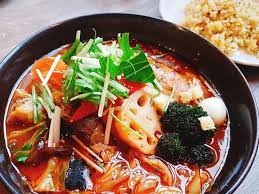 It offers the standard, chicken, pork, mushroom, vegetable, and cheese with bacon and tomato dishes. Soup Curry Garaku Tomamu No Mori Shimukappu Mura Restaurant Reviews Photos Tripadvisor