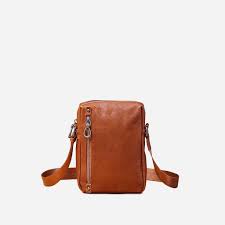 Pratiques avec leurs espaces de rangement et leur bandoulière ajustable, nos modèles sont également très confortables et très résistants grâce à. Svijest Pazi Primjer Besace Homme En Cuir Goldstandardsounds Com