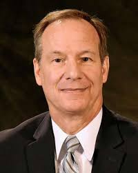 Wheaton council approves city manager agreement