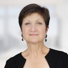 Dana Clark's Instagram, Twitter & Facebook