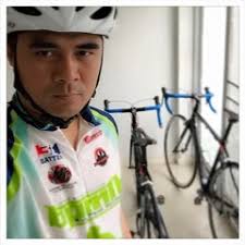 Popular music tracks, songs tagged roadbike