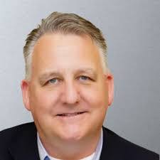 Amy Bosse's Instagram, Twitter & Facebook