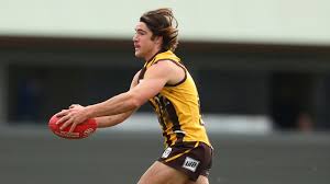 Full round 2021 nfl mock draft projections, with trades and compensatory picks based on weekly team projections and college and amateur player rankings. Afl 2021 Kade Simpson Comeback Dream Over As Ex Carlton Blues Star Opts Out Of Mid Season Draft While The Hawthorn Hawks Could Swoop On Sam Mitchell Protege Jai Newcombe