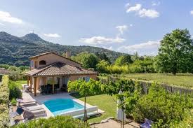 The department of ardèche has the number 07 and is divided into 3 districts , 33 townships and 339 municipalities. Villa Agape In Vallon Pont D Arc Ardeche Frankreich Mieten Micazu