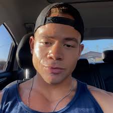 Austin Bradley (@austins_the_name_) • Threads, Say more