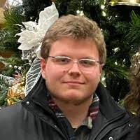 Loren Oliver's Instagram, Twitter & Facebook