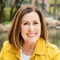 Linda Sheely's Instagram, Twitter & Facebook