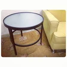 for sale round side steel table top glass new 18 bd للبيع طاولة جانبية على شكل دائرة من اعلى زجاج جديد السعر 18 bd tel 33770050