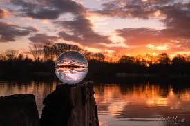 Capture the world in the palm of your hand! Fotografieren Mit Der Glaskugel Nicoles Moments