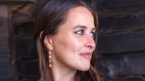 Prince Harry's cousin Maddison May Brudenell's unconventional green second  wedding dress