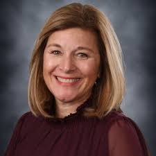 Ashley Collings's Instagram, Twitter & Facebook