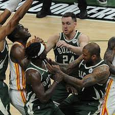 Home bucks in big trouble. Milwaukee Bucks Vs Atlanta Hawks Game Preview Brew Hoop