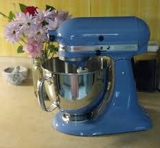 The 3.5 cup container starts to overflow through the center column if you have 2 1/3 cups of liquid. 7 Kitchenaid Mixers Ideas Kitchen Aid Kitchen Aid Mixer Mixers