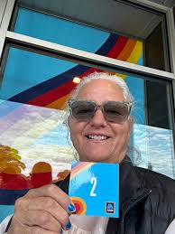 Aldi's grand opening in Ronkonkoma, NY