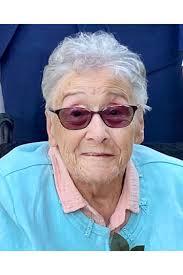 Elizabeth 'Betty' Lloyd Williams (nee Jones)