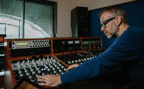How does online mastering work? The Best Online Mastering Services Reviewed 2020