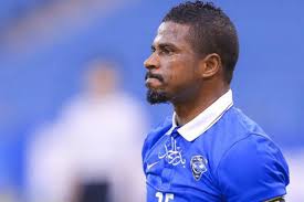 وجاء تفكير ناصر الشمراني في التراجع عن قرار الاعتزال هو كثرة العروض المقدّمة إليه في الفترة الحالية. ÙØ§ØµØ± Ø§ÙØ´ÙØ±Ø§ÙÙ ÙØ´ØªØ±Ù ÙÙØ³Ù ÙÙ Ø§ÙÙÙØ§Ù