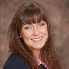 Tara Muniz's Instagram, Twitter & Facebook