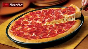 إفلاس 53 مطعم بيتزا هت وشركة Yum تواجه أزمة تقنية وتسويقية