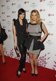 Ashlee Simpson Height Weight Body Statistics Healthy Celeb Ashlee Simpson Womens Black Dress Celebs