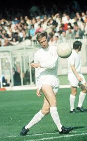 Charlton joined leeds at the age of 15 in 1950 as part of the ground staff and went on to spend 23 years at the club, amassing a club record 773 appearances. Jack Charlton Leeds Jack Charlton Bobby Charlton Leeds United