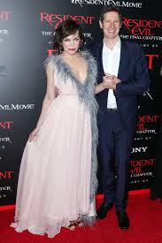 Er ist ein hollywood schauspieler für seinen berühmten peaky blinders bekannt, anderson in the revenant(2015) suchen sie oliver stark alter, geburtstag, höhe, net worth, ehefrau, familie, gehalt, gewicht etc.? Milla Jovovich Starportrat News Bilder Gala De