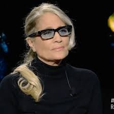 Heather Parisi a Belve: "Ho subito violenza fisica, sessuale e psicologica.  Mai stata rivalità con Lorella Cuccarini"