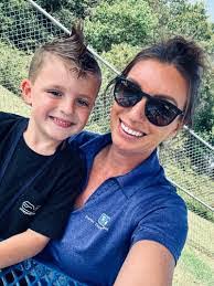 Gena Stubbs's Instagram, Twitter & Facebook