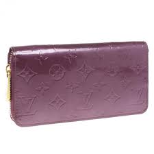 All items are authenticated through a rigorous process overseen by experts. Louis Vuitton Purple Monogram Vernis Zippy Wallet Louis Vuitton Tlc