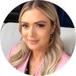 Laura Colligan's Instagram, Twitter & Facebook