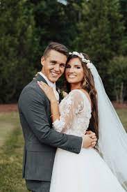 Just Married Bringing Up Bates Carlin Bates Weds Evan Stewart Pics Carlin Bates Wedding Dresses Bride