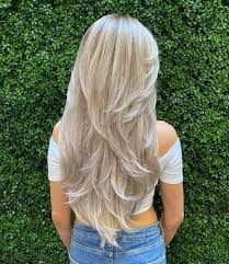 Hairstyles for long hair do not come more elegant than this beautiful look. 20 Easy Hairstyles For Long Hair In 10 Seconds Or Less