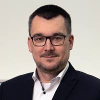 1700+ "Navrátil" profiles