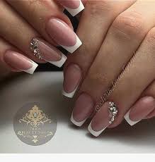Mar 4 2020 Verblasste Franzosische Nagel Mit Kunst Americanfrenchnails Verblasste Franzosische In 2020 French Nail Designs French Manicure Nails French Tip Nails