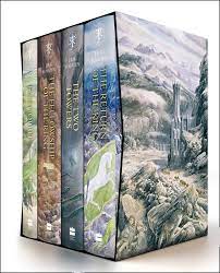 Each book in the trilogy has 12 pages with 2 to 4 full color illustrations not including the two on the endpapers. The Hobbit The Lord Of The Rings Boxed Set Illustrated Edition Tolkien J R R Lee A Amazon De Bucher