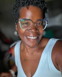 Wanda Brown's Instagram, Twitter & Facebook