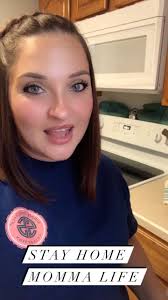 Miranda Godwin's Instagram, Twitter & Facebook