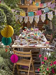 Floral Fiesta Garden Party Http Www Talkingtables Co Uk Categories Ranges Floral Fi Bbq Party Decorations Summer Party Decorations Garden Party Decorations