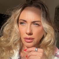 10+ "Annabel Martínez" profiles