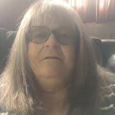 Do you have a tortoiseshell cat that likes to lounge?