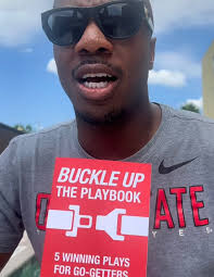 Discovering Artistic Evolution with Lauren Schad and Andrew Maraniss