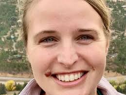 Becky Lyle's Instagram, Twitter & Facebook