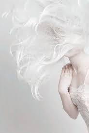 đlwn R3n33 White Aesthetic Beauty Shades Of White