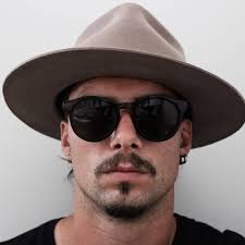 How can someone register the bike without having a valid licence?