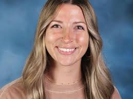 Shannon Beck's Instagram, Twitter & Facebook