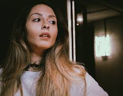 & Camila Ribeiro Projects :: Photos, videos, logos, illustrations and  branding :: Behance