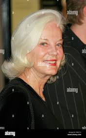 Rail & Ties" (Premiere) Maggie Johnson 10-23-2007